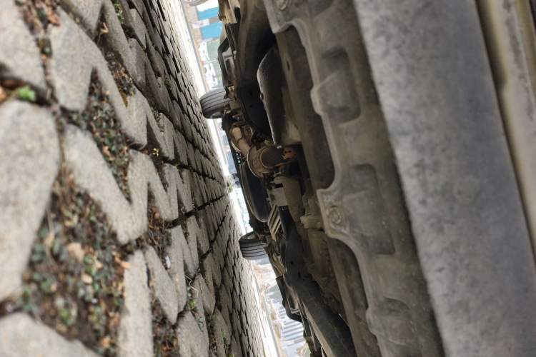 Used Buick GL8 2012 2.4L BASE Comfort Edition Chassis Front