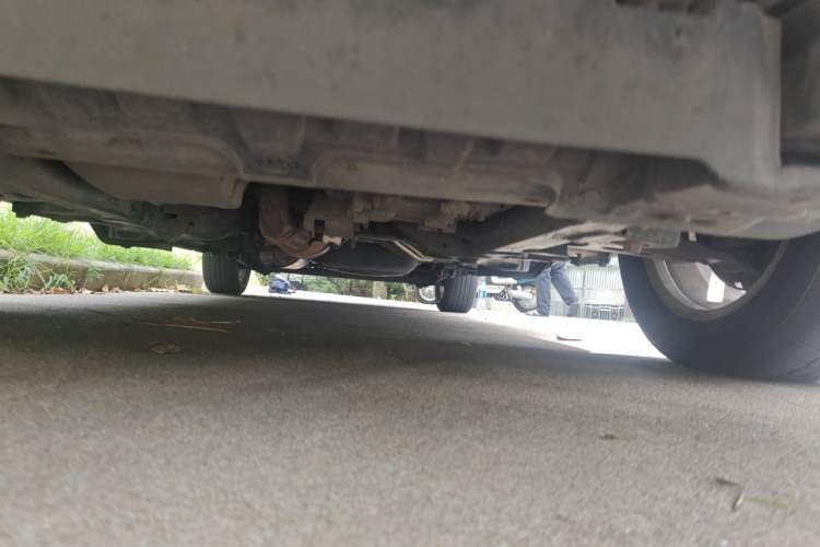 Used Buick GL8 2012 2.4L BASE Comfort Edition Chassis Front