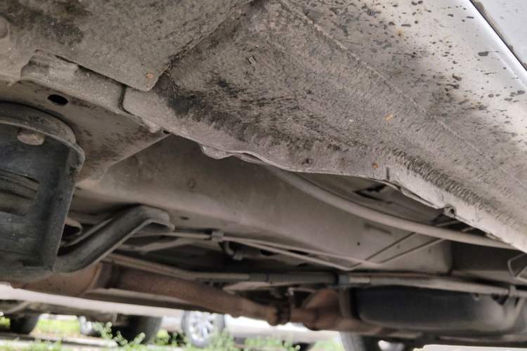 Used Buick GL8 2012 2.4L BASE Comfort Edition Chassis Front Left