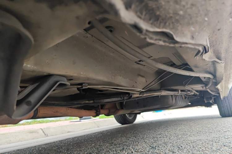 Used Buick GL8 2012 2.4L BASE Comfort Edition Chassis Front Left