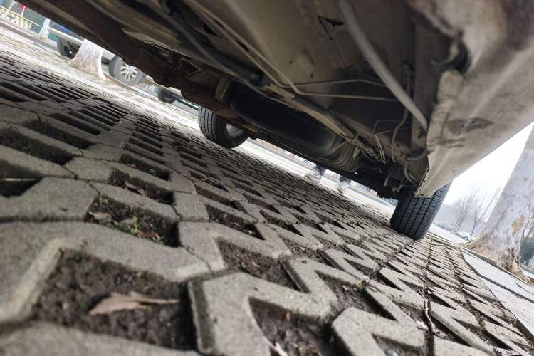 Used Buick GL8 2012 2.4L BASE Comfort Edition Chassis Front Left