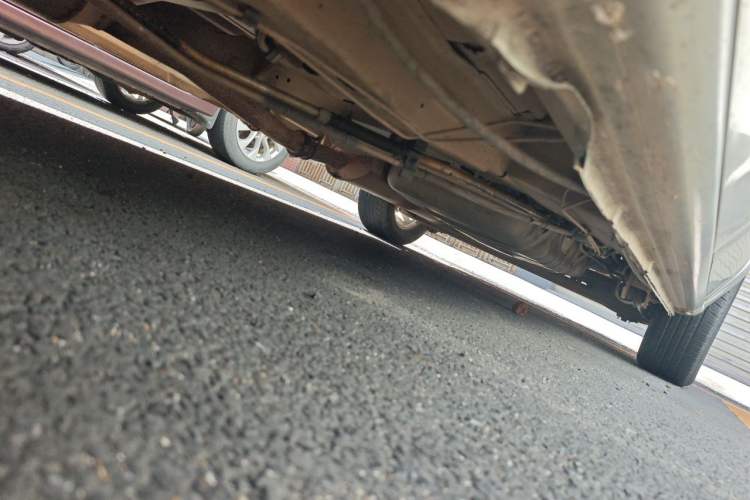 Used Buick GL8 2012 2.4L BASE Comfort Edition Chassis Front Left