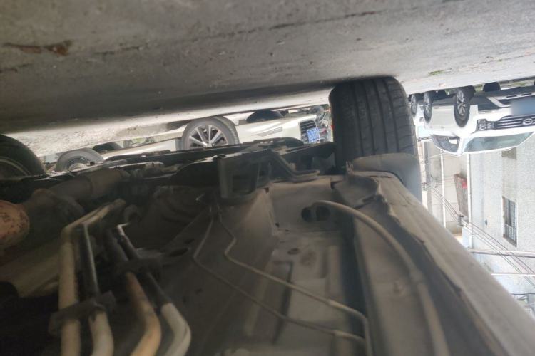 Used Buick GL8 2012 2.4L BASE Comfort Edition Chassis Front Left