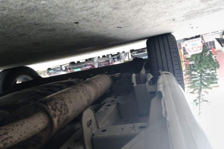 Used Buick GL8 2012 2.4L BASE Comfort Edition Chassis Front Right