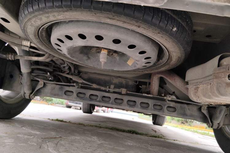 Used Buick GL8 2012 2.4L BASE Comfort Edition Chassis Rear