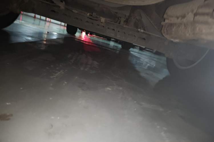 Used Buick GL8 2012 2.4L BASE Comfort Edition Chassis Rear