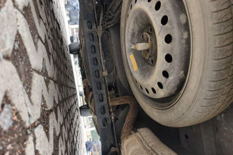 Used Buick GL8 2012 2.4L BASE Comfort Edition Chassis Rear