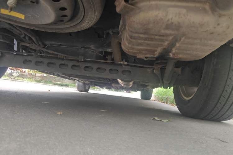 Used Buick GL8 2012 2.4L BASE Comfort Edition Chassis Rear