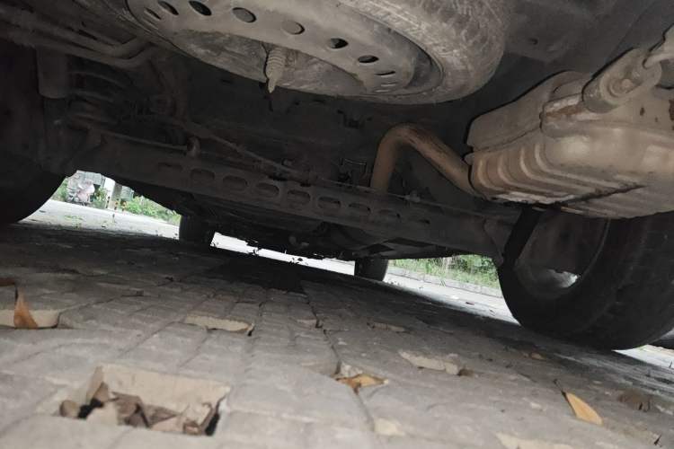 Used Buick GL8 2012 2.4L BASE Comfort Edition Chassis Rear