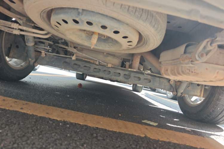 Used Buick GL8 2012 2.4L BASE Comfort Edition Chassis Rear
