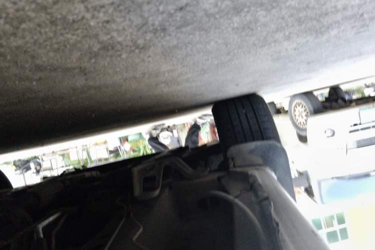 Used Buick GL8 2012 2.4L BASE Comfort Edition Chassis Rear Left