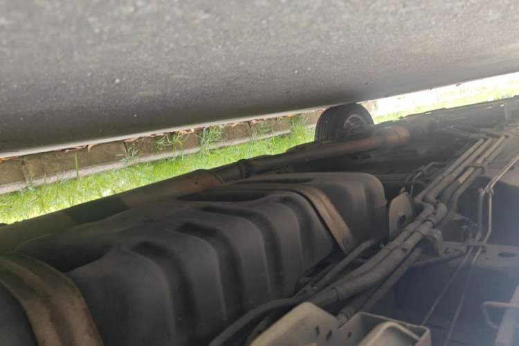 Used Buick GL8 2012 2.4L BASE Comfort Edition Chassis Rear Left