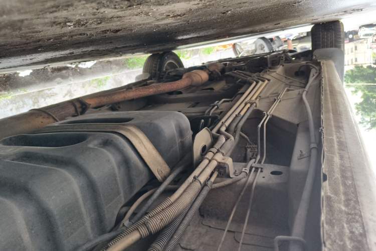 Used Buick GL8 2012 2.4L BASE Comfort Edition Chassis Rear Left