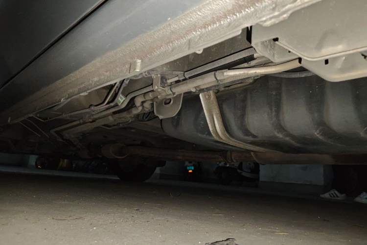 Used Buick GL8 2012 2.4L BASE Comfort Edition Chassis Rear Left