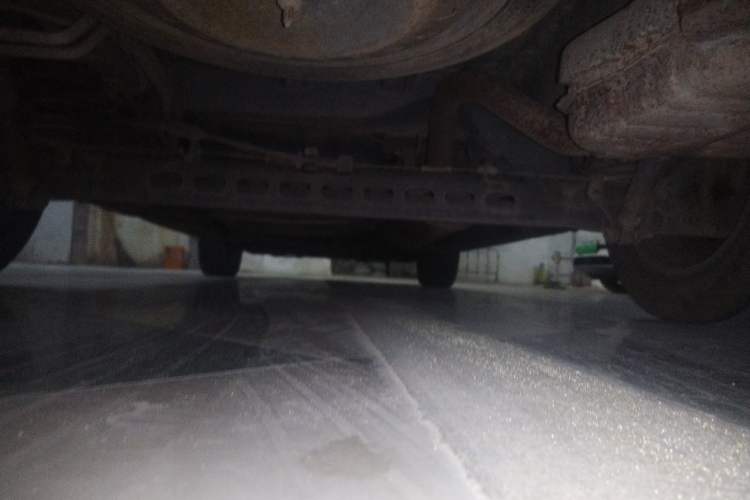 Used Buick GL8 2012 2.4L BASE Comfort Edition Chassis Rear
