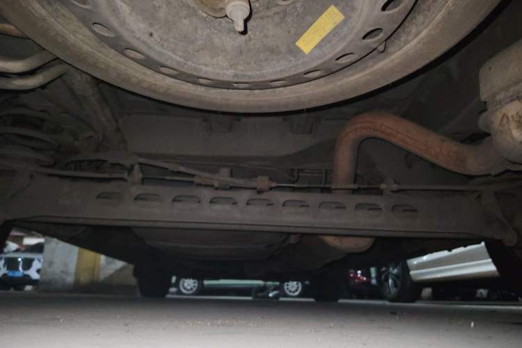 Used Buick GL8 2012 2.4L BASE Comfort Edition Chassis Rear