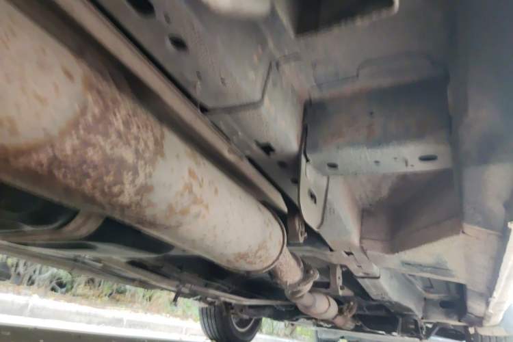 Used Buick GL8 2012 2.4L BASE Comfort Edition Chassis Rear Right
