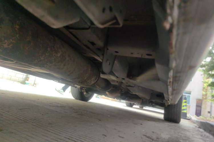 Used Buick GL8 2012 2.4L BASE Comfort Edition Chassis Rear Right