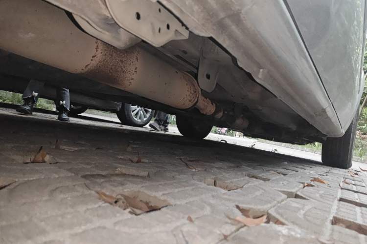 Used Buick GL8 2012 2.4L BASE Comfort Edition Chassis Rear Right