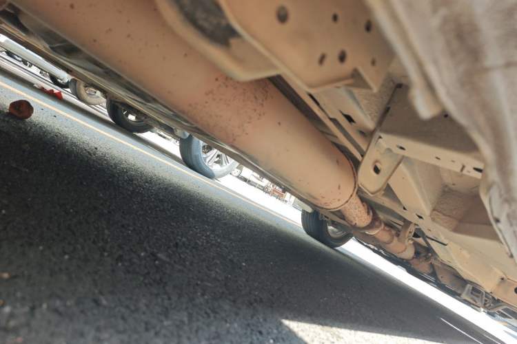 Used Buick GL8 2012 2.4L BASE Comfort Edition Chassis Rear Right