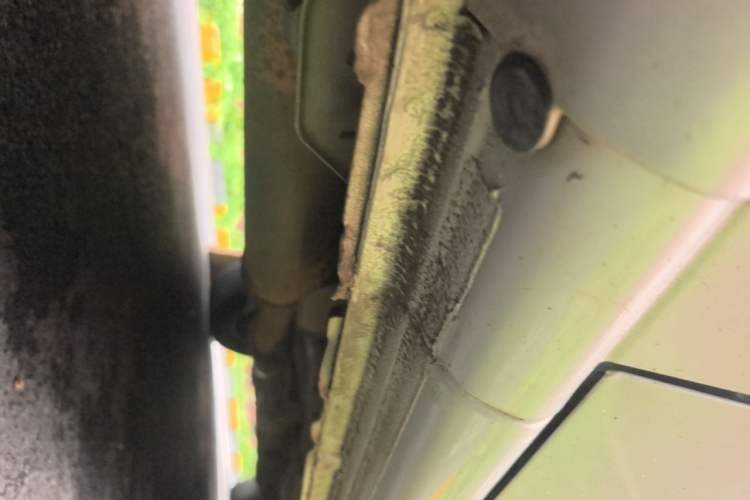 Used Buick GL8 2012 2.4L BASE Comfort Edition Chassis Rear Right