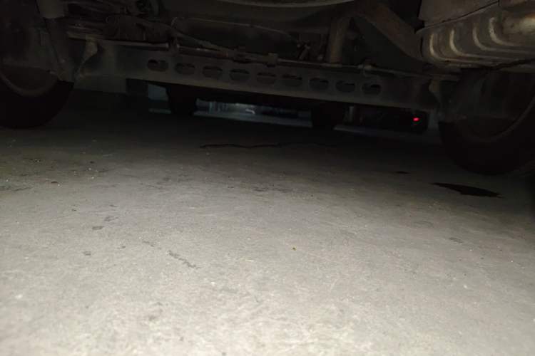 Used Buick GL8 2012 2.4L BASE Comfort Edition Chassis Rear