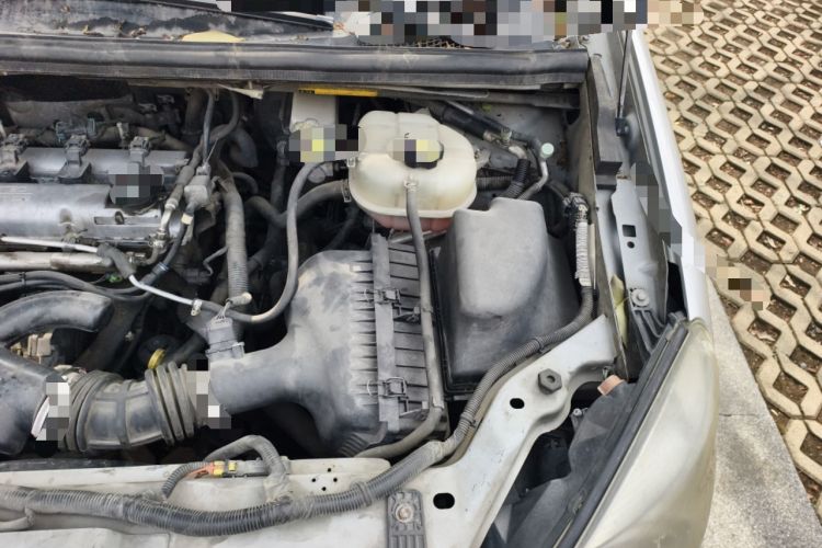 Used Buick GL8 2012 2.4L BASE Comfort Edition Engine Bay Left