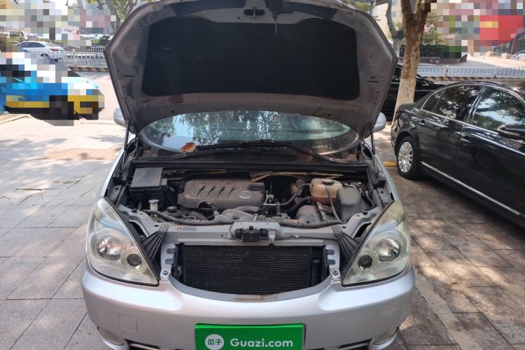 Used Buick GL8 2012 2.4L BASE Comfort Edition Engine Bay