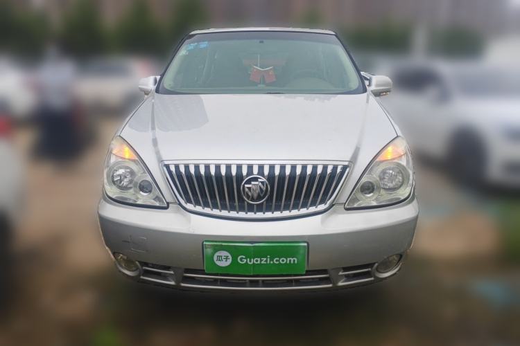 Used Buick GL8 2012 2.4L BASE Comfort Edition Front