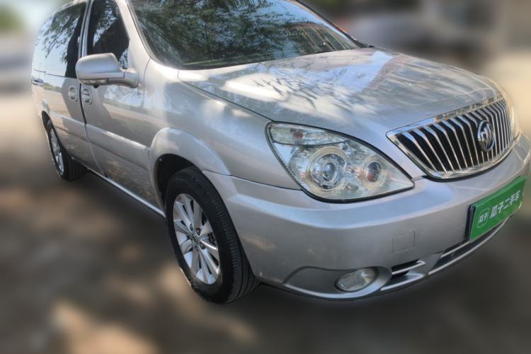 Used Buick GL8 2012 2.4L BASE Comfort Edition Front Right 45 Deg