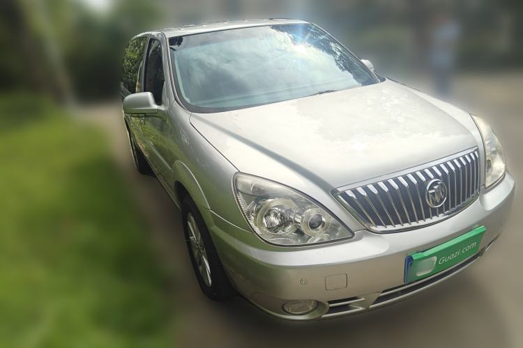 Used Buick GL8 2012 2.4L BASE Comfort Edition Front Right 45 Deg