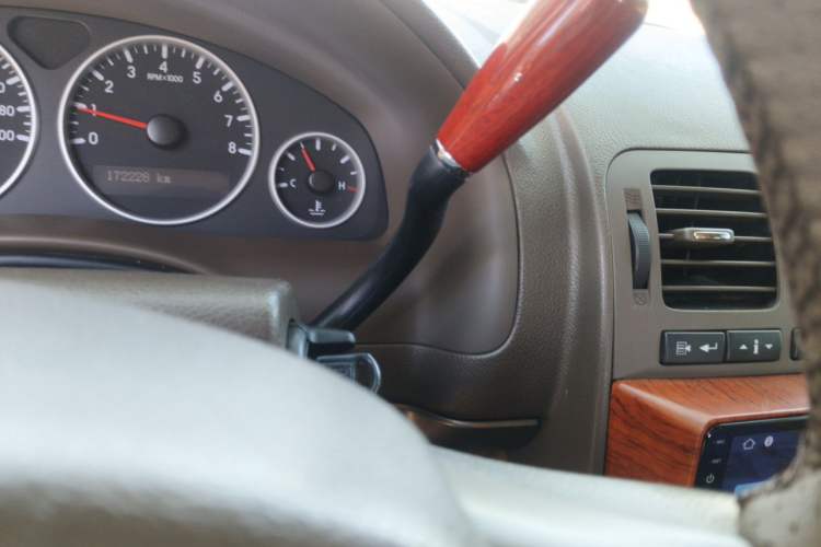 Used Buick GL8 2012 2.4L BASE Comfort Edition Gear Lever