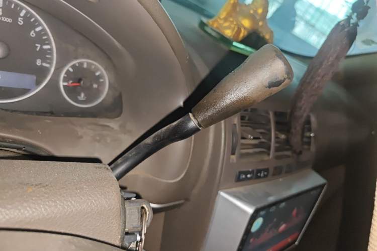Used Buick GL8 2012 2.4L BASE Comfort Edition Gear Lever