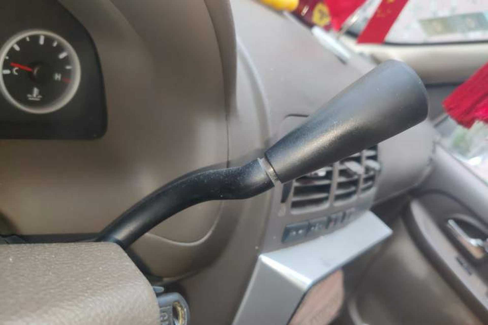 Used Buick GL8 2012 2.4L BASE Comfort Edition Gear Lever