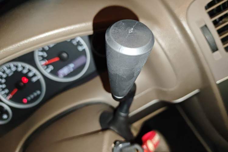 Used Buick GL8 2012 2.4L BASE Comfort Edition Gear Lever
