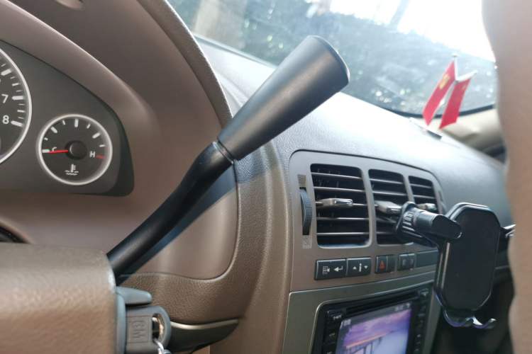 Used Buick GL8 2012 2.4L BASE Comfort Edition Gear Lever