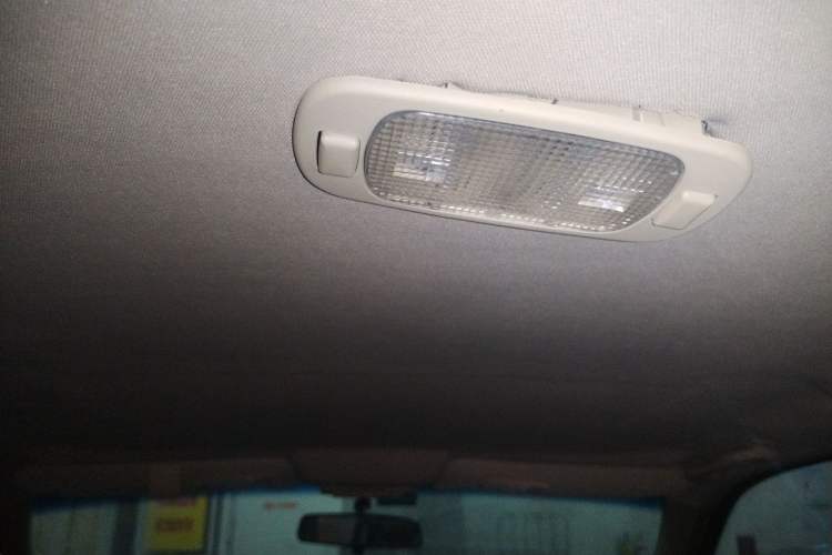 Used Buick GL8 2012 2.4L BASE Comfort Edition Headliner
