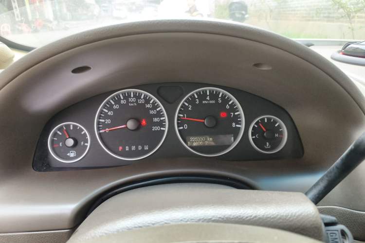 Used Buick GL8 2012 2.4L BASE Comfort Edition Instrument Cluster