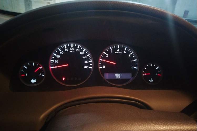 Used Buick GL8 2012 2.4L BASE Comfort Edition Instrument Cluster
