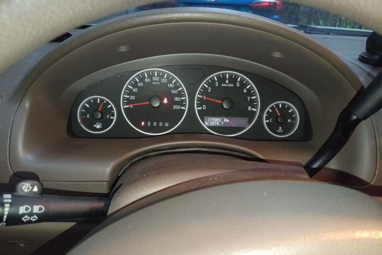 Used Buick GL8 2012 2.4L BASE Comfort Edition Instrument Cluster