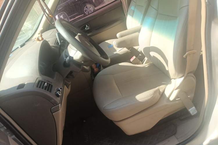 Used Buick GL8 2012 2.4L BASE Comfort Edition Left Front Seat