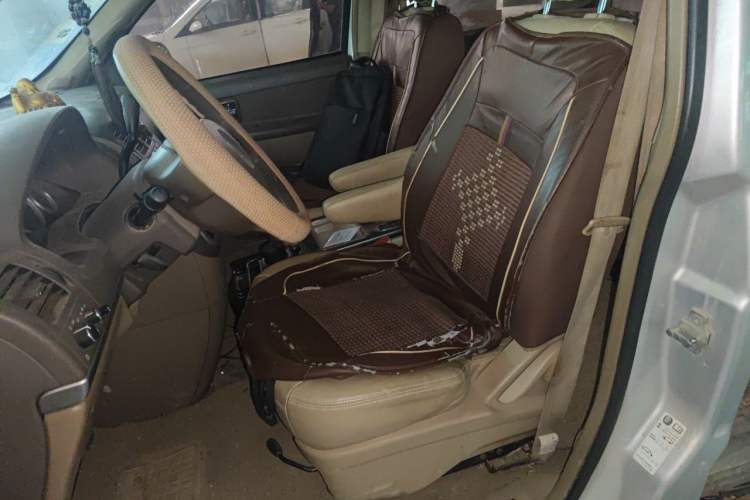 Used Buick GL8 2012 2.4L BASE Comfort Edition Left Front Seat