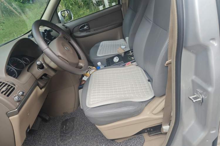 Used Buick GL8 2012 2.4L BASE Comfort Edition Left Front Seat
