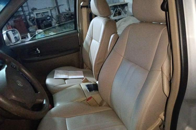 Used Buick GL8 2012 2.4L BASE Comfort Edition Left Front Seat