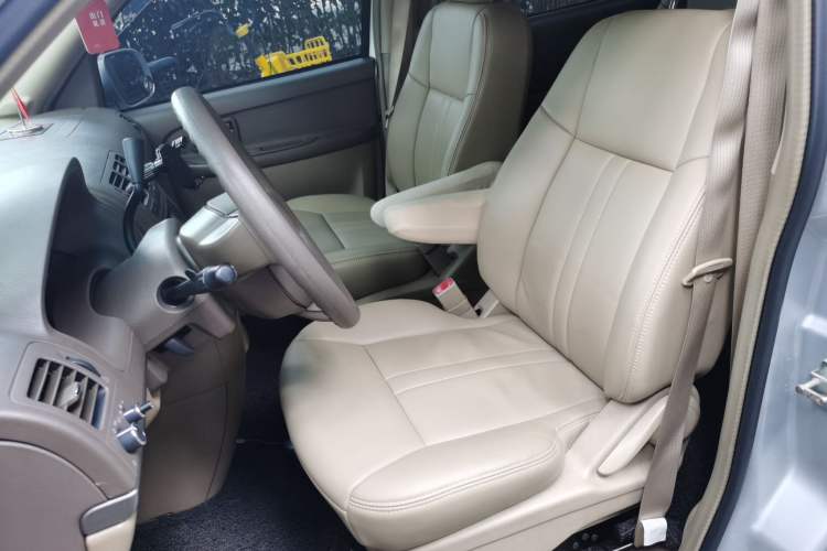 Used Buick GL8 2012 2.4L BASE Comfort Edition Left Front Seat