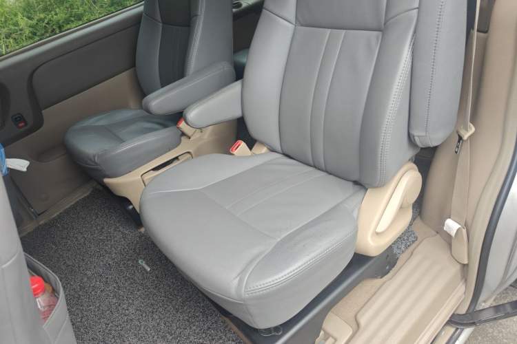 Used Buick GL8 2012 2.4L BASE Comfort Edition Left Rear Seat