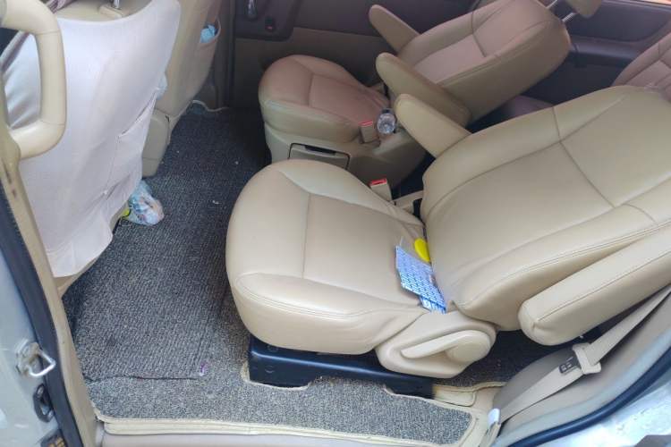 Used Buick GL8 2012 2.4L BASE Comfort Edition Left Rear Seat