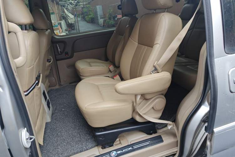 Used Buick GL8 2012 2.4L BASE Comfort Edition Left Rear Seat