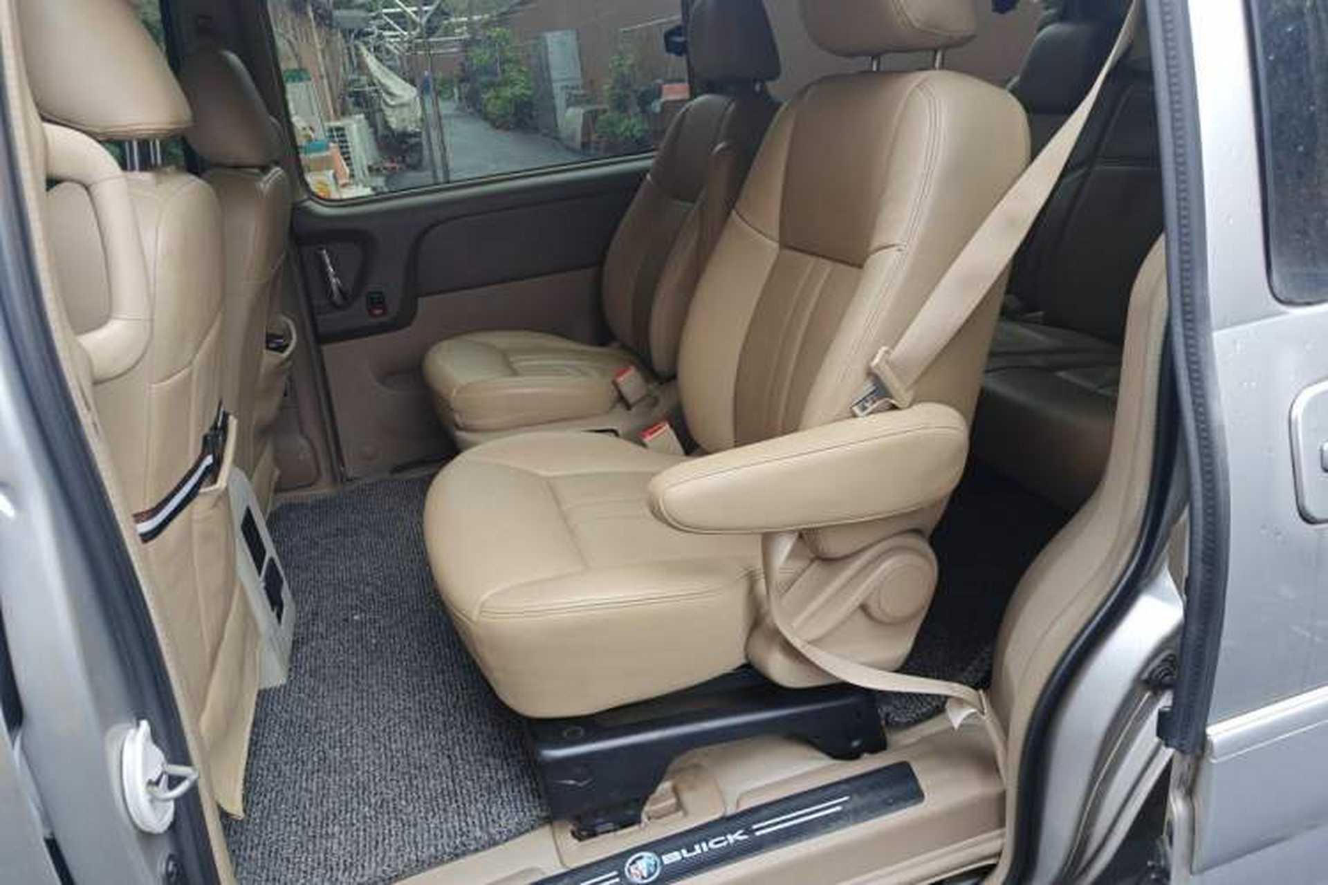Used Buick GL8 2012 2.4L BASE Comfort Edition Left Rear Seat