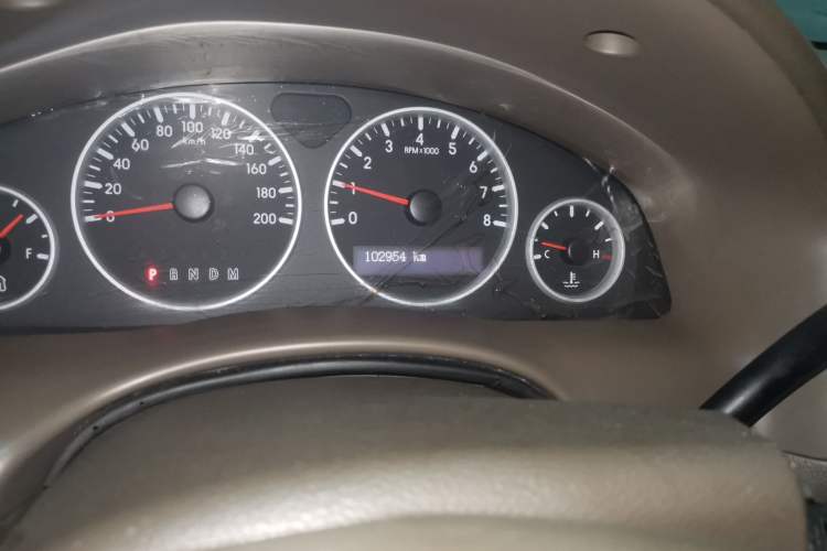 Used Buick GL8 2012 2.4L BASE Comfort Edition Odometer Close Up